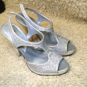 Fioni Night, Silver Glam Heels, "7", New, Glamorous, Glitz, NYE Chic, Glittery